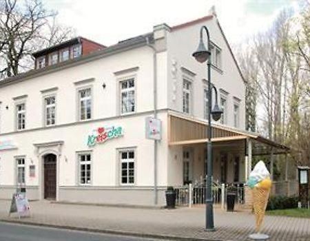 Hotel Am Kreischaer Park Eksteriør bilde