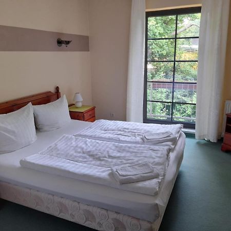Hotel Am Kreischaer Park Eksteriør bilde